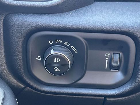 Used 2024 RAM 2500 Big Horn w/ Bed Utility Group image 11