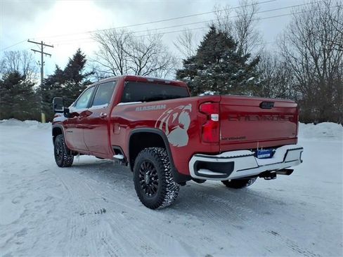 Used 2022 Chevrolet Silverado 2500 LT w/ Convenience Package image 5