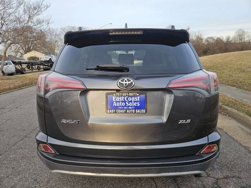 Used 2016 Toyota RAV4 XLE image 5