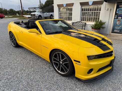 Used 2011 Chevrolet Camaro SS w/ RS Package image 7