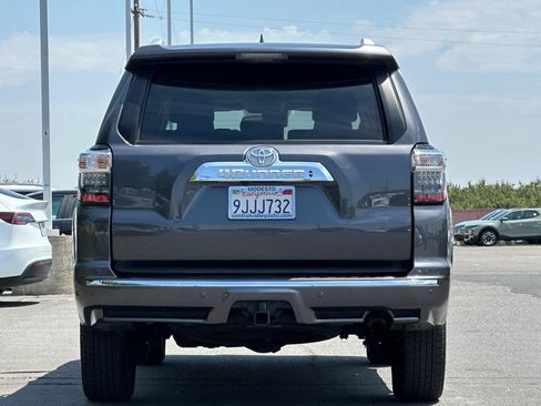 Used 2023 Toyota 4Runner Limited AWD/4WD image 5