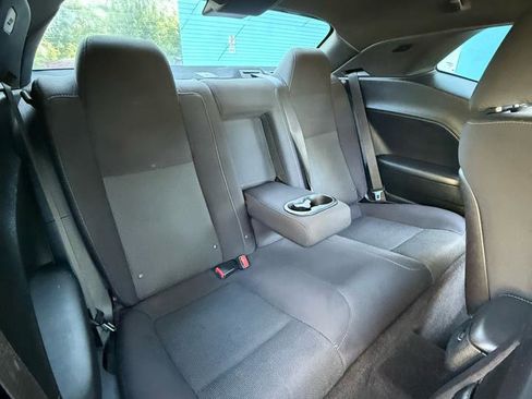 Used 2016 Dodge Challenger R/T Scat Pack RWD image 28