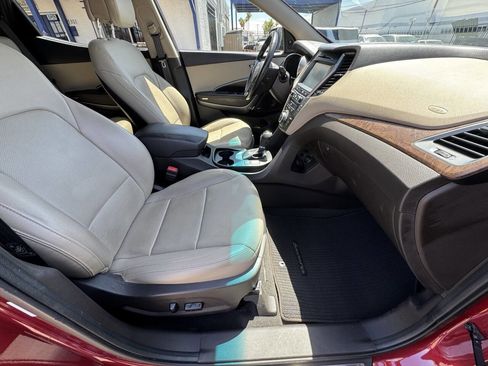Used 2018 Hyundai Santa Fe Sport w/ Cargo Package FWD image 10
