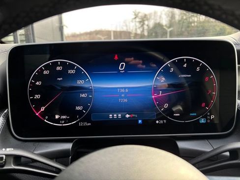 Used 2025 Mercedes-Benz GLC 300 GLC 300 image 29