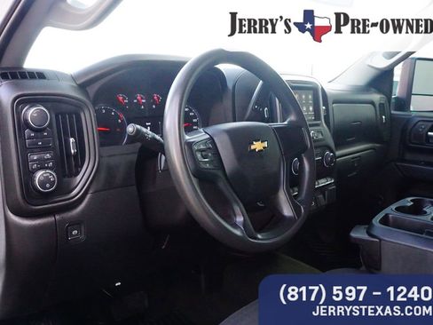 Used 2024 Chevrolet Silverado 2500 Custom w/ Custom Value Package AWD/4WD image 18