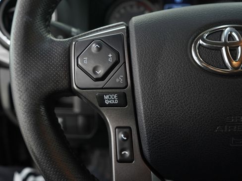 Used 2016 Toyota Tacoma SR5 image 24