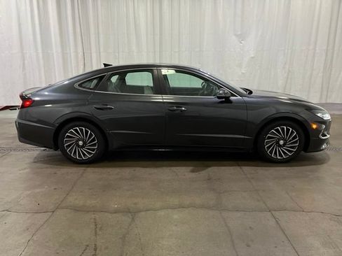 Used 2023 Hyundai Sonata SEL FWD image 3