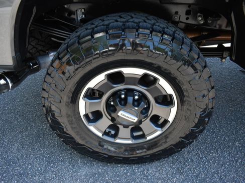 Used 2023 Ford F250 Platinum w/ Tremor Off-Road Package AWD/4WD image 55