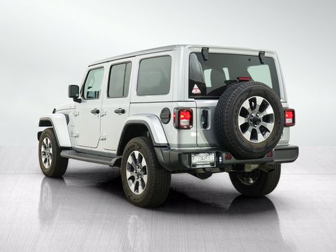 Used 2023 Jeep Wrangler Unlimited Sahara w/ Cold Weather Group AWD/4WD image 4