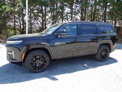 New 2026 Jeep Grand Wagoneer Limited AWD/4WD image 1