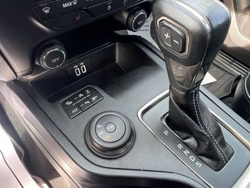 Used 2020 Ford Ranger Lariat w/ Equipment Group 501A Mid image 18