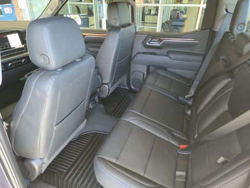 Used 2025 GMC Sierra 1500 Elevation AWD/4WD image 21