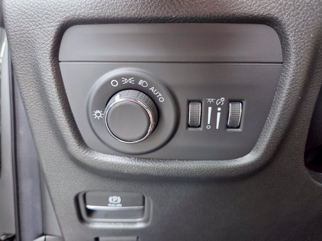 New 2026 Jeep Grand Cherokee Laredo X RWD image 23