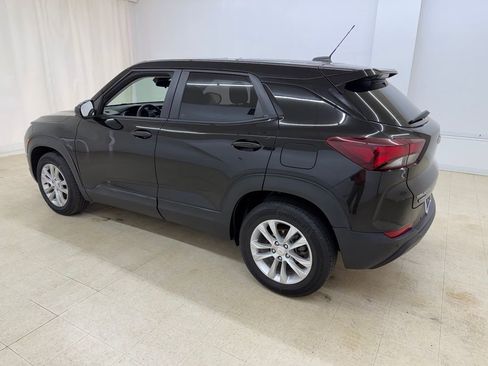 Used 2021 Chevrolet TrailBlazer LS image 3