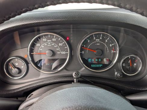 Used 2017 Jeep Wrangler Unlimited Sport AWD/4WD image 14