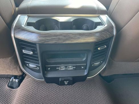 Used 2021 RAM 2500 Laramie AWD/4WD image 15