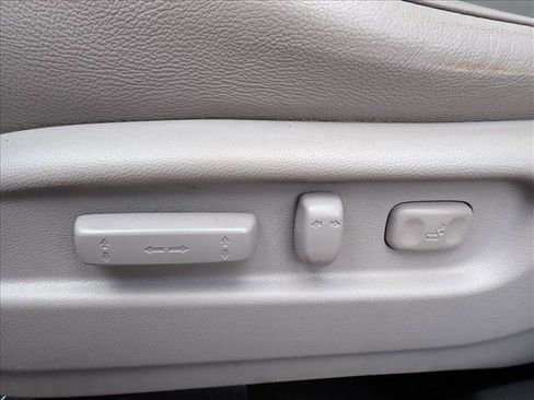 Used 2017 Honda Pilot EX-L image 14