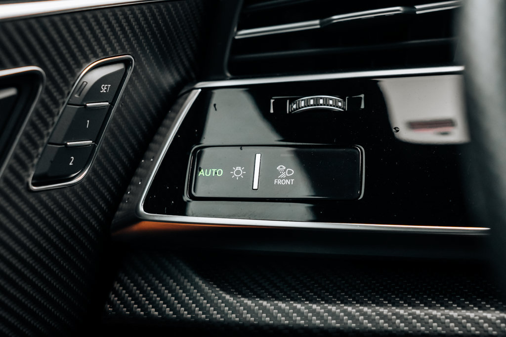 Used 2022 Audi RS Q8 AWD/4WD image 26