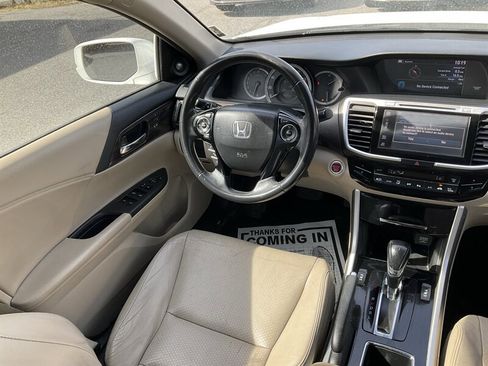 Used 2016 Honda Accord EX-L image 17