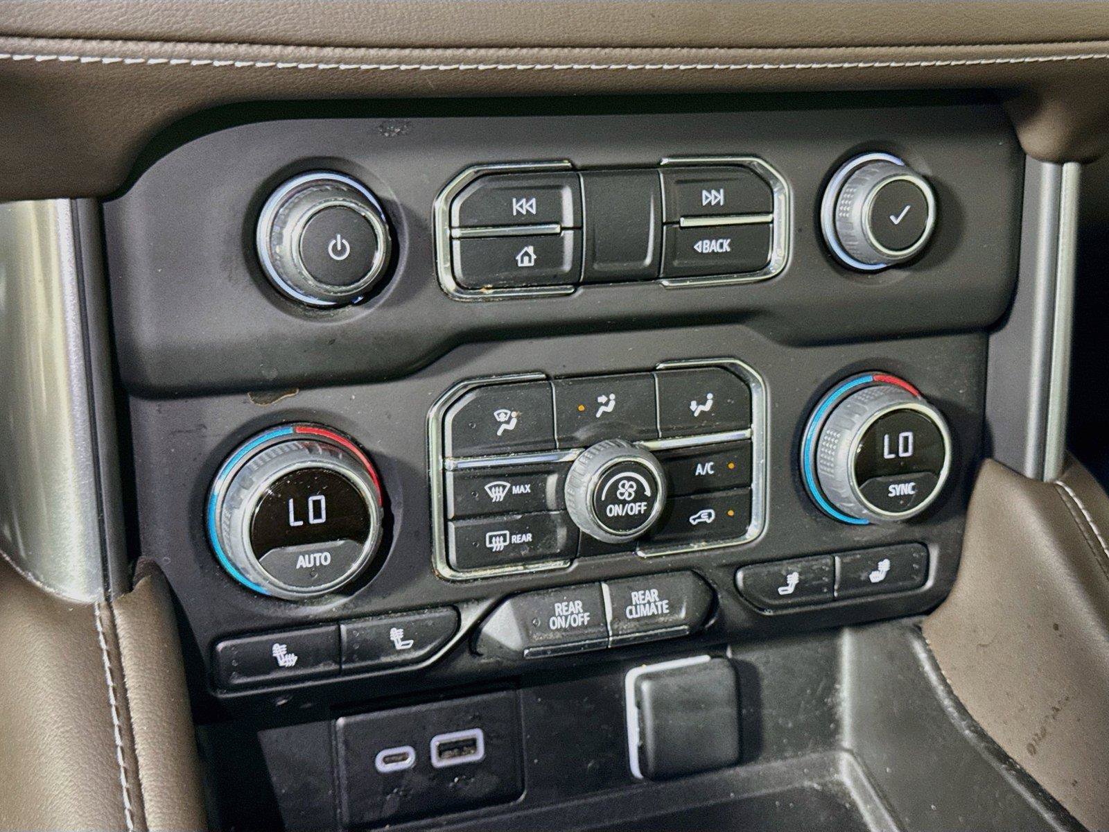 Used 2023 Chevrolet Tahoe LT w/ Luxury Package AWD/4WD image 14