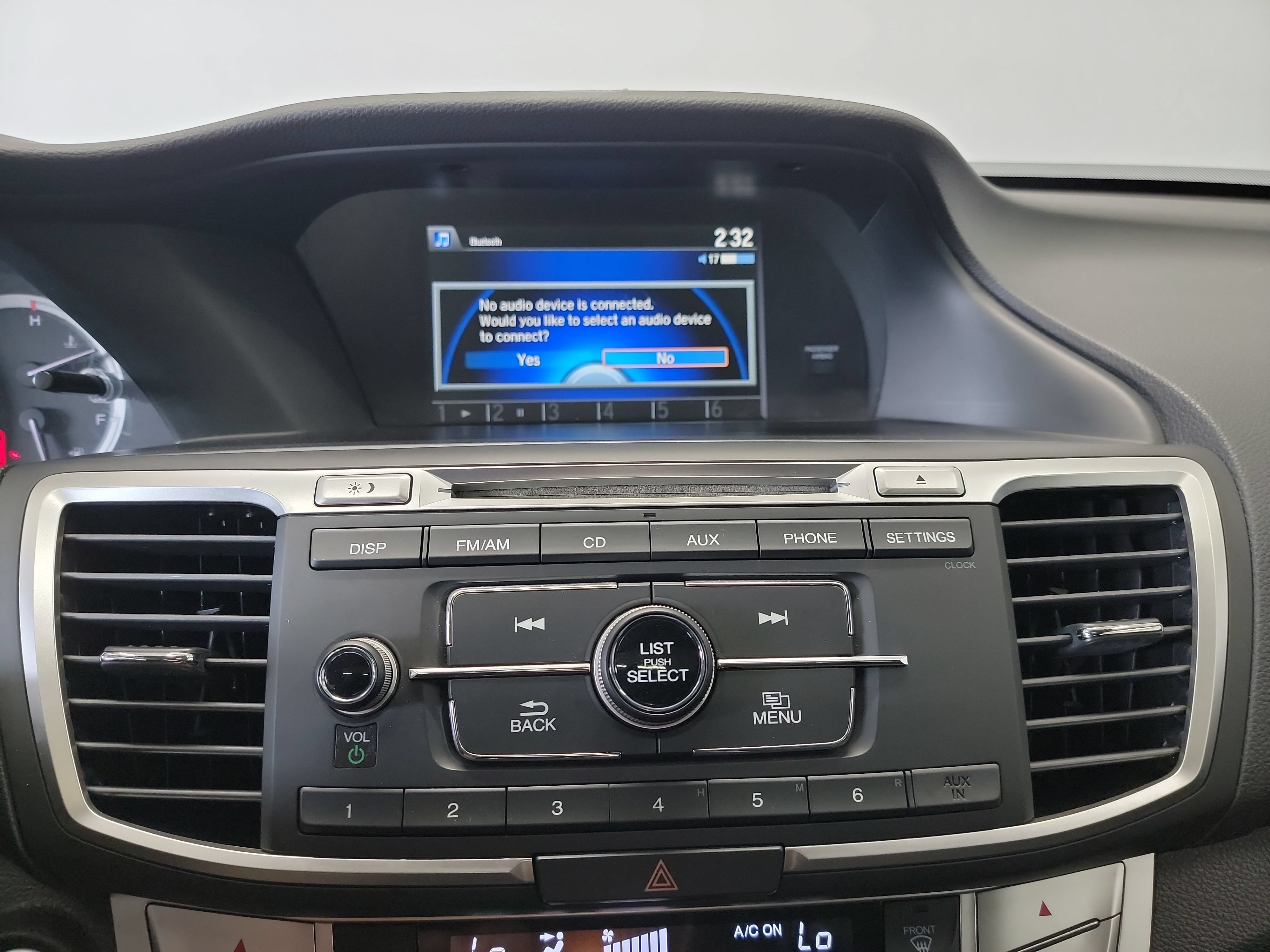Used 2015 Honda Accord EX image 31
