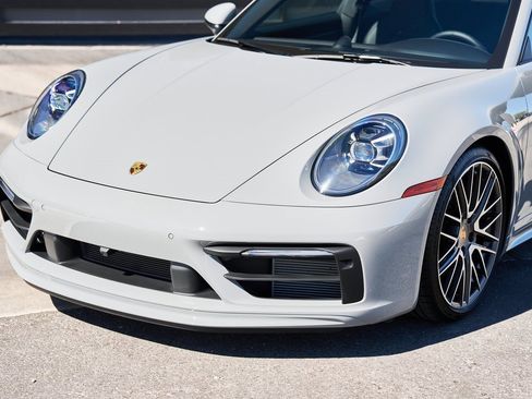 Used 2024 Porsche 911 Carrera 4S w/ Premium Package image 5