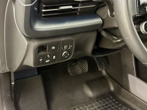 Used 2024 Hyundai Ioniq 6 SEL AWD/4WD image 17
