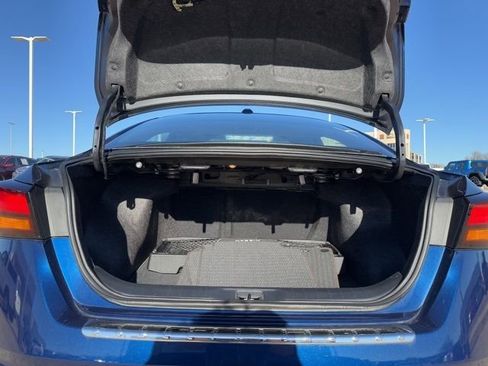 Used 2023 Nissan Altima 2.5 SR w/ SR Premium Package image 13