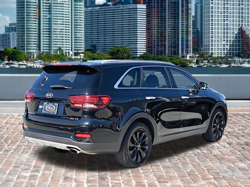 Used 2020 Kia Sorento EX FWD image 10