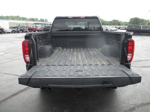 Used 2022 GMC Sierra 1500 Elevation AWD/4WD image 8