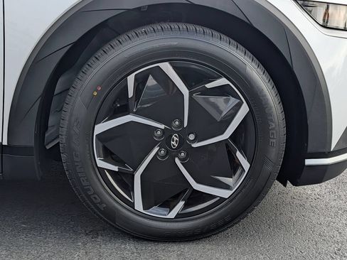Certified 2024 Hyundai Ioniq 5 SEL RWD image 8