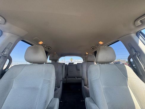 Used 2012 Honda Odyssey LX image 38
