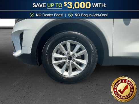 Used 2019 Kia Sorento FWD image 13