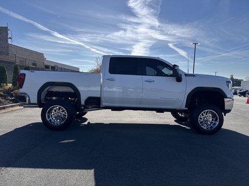 Used 2021 GMC Sierra 2500 4x4 Crew Cab w/ Convenience Package image 11