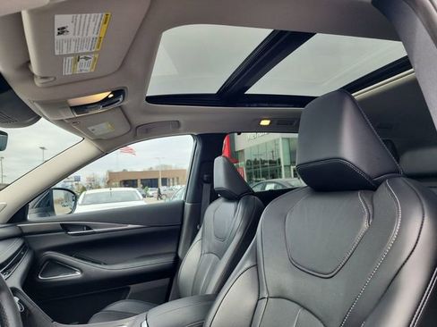 Used 2023 INFINITI QX60 Luxe w/ Vision Package image 12