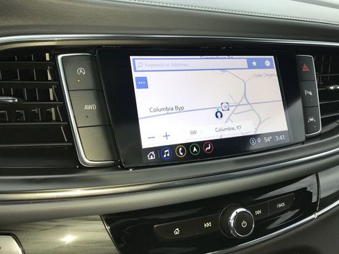 Used 2023 Buick Enclave Essence w/ Experience Buick Package image 16