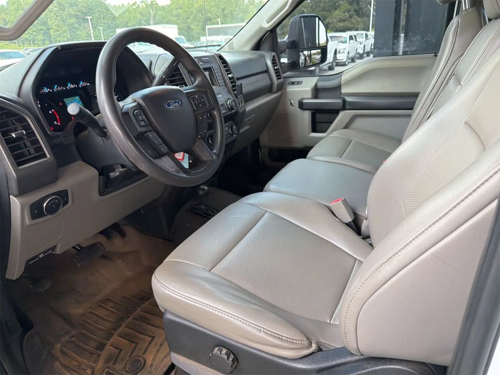 Used 2019 Ford F350 XL w/ Power Equipment Group AWD/4WD image 5