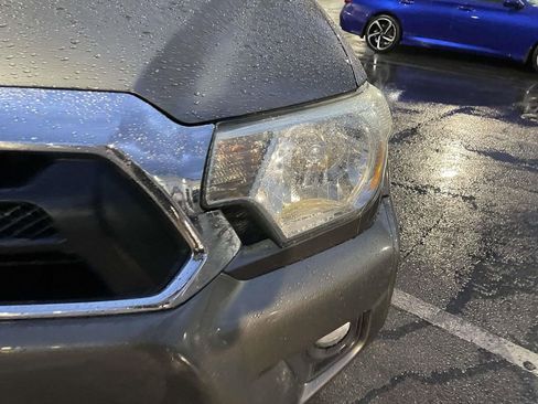 Used 2012 Toyota Tacoma Base w/ SR5 Pkg image 12