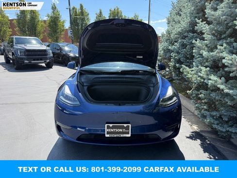 Used 2023 Tesla Model Y Long Range AWD/4WD image 27