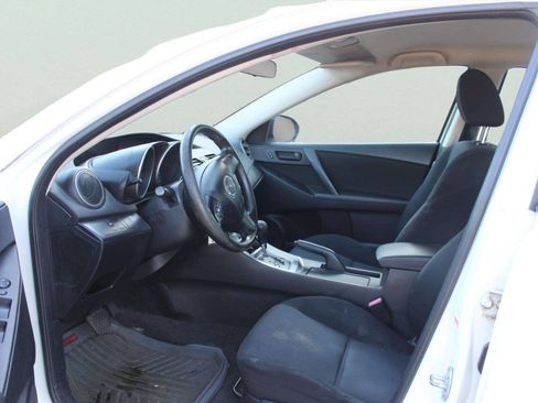 Used 2011 MAZDA MAZDA3 i Sport FWD image 6