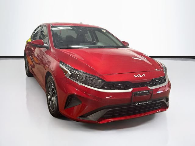 Certified 2022 Kia Forte LXS FWD image 1
