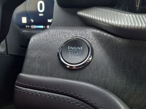 Used 2025 Ford Explorer Platinum w/ Ultimate Package image 23