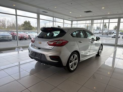 Used 2017 Chevrolet Cruze Premier w/ RS Package image 10