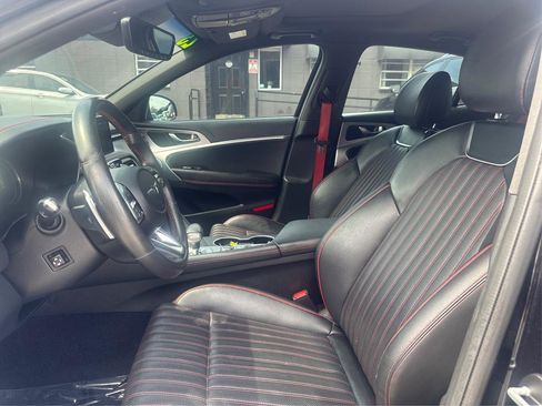 Used 2023 Genesis G70 2.0T w/ Sport Prestige Package RWD image 9