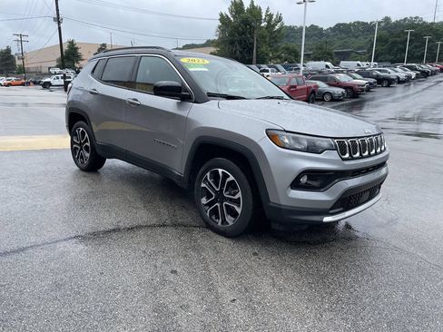 Certified 2023 Jeep Compass Limited AWD/4WD image 6