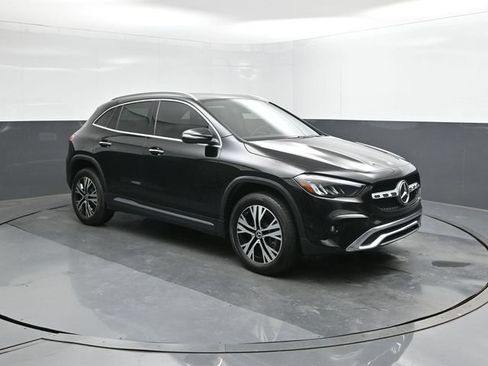 New 2025 Mercedes-Benz GLA 250 4MATIC image 26