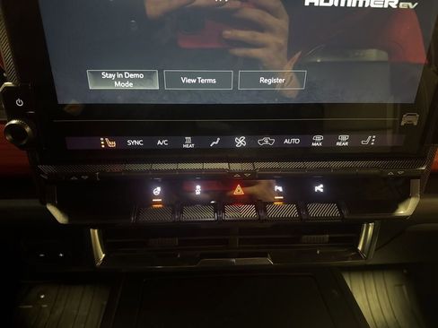 New 2026 GMC Hummer EV 3X w/ Carbon Fiber Edition Package image 37