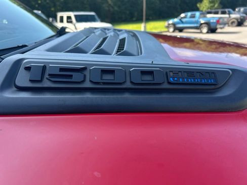 Used 2022 RAM 1500 Laramie AWD/4WD image 10