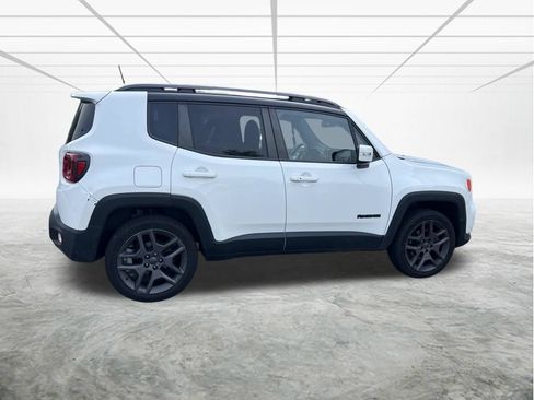 Used 2020 Jeep Renegade Altitude AWD/4WD image 5