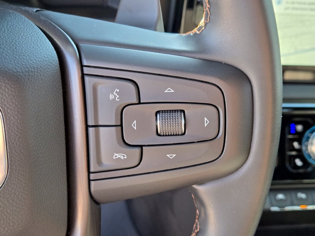Used 2026 GMC Sierra 1500 AT4 w/ AT4 Premium Package AWD/4WD image 32